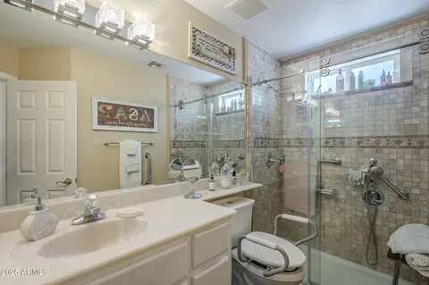 Bath - 5742 E 20th Ave, Apache Junction, AZ 85119 photo 1 of 2