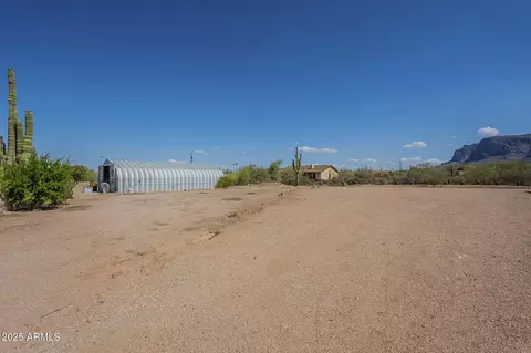 Exterior - 5742 E 20th Ave, Apache Junction, AZ 85119 photo 9 of 16