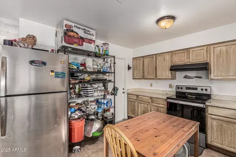 Kitchen - 3208 W Wagoner Rd, Phoenix, AZ 85053 photo 3 of 3