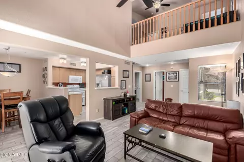 1121 W Windjammer Dr, Gilbert, AZ 85233