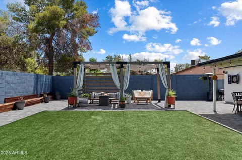 Exterior - 4136 Eugie Ave, Phoenix, AZ 85032 photo 2 of 7