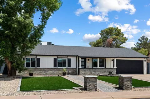 4136 Eugie Ave, Phoenix, AZ 85032