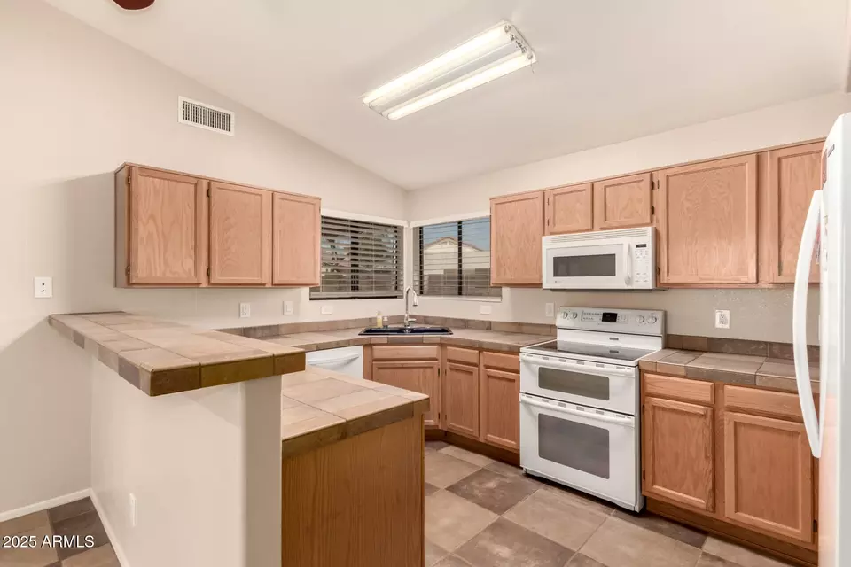 Kitchen - 8628 W Maui Ln, Peoria, AZ 85381 photo 1 of 3