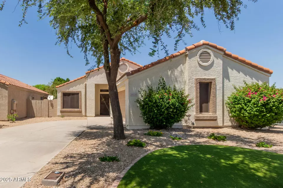Exterior - 8628 W Maui Ln, Peoria, AZ 85381 photo 2 of 14
