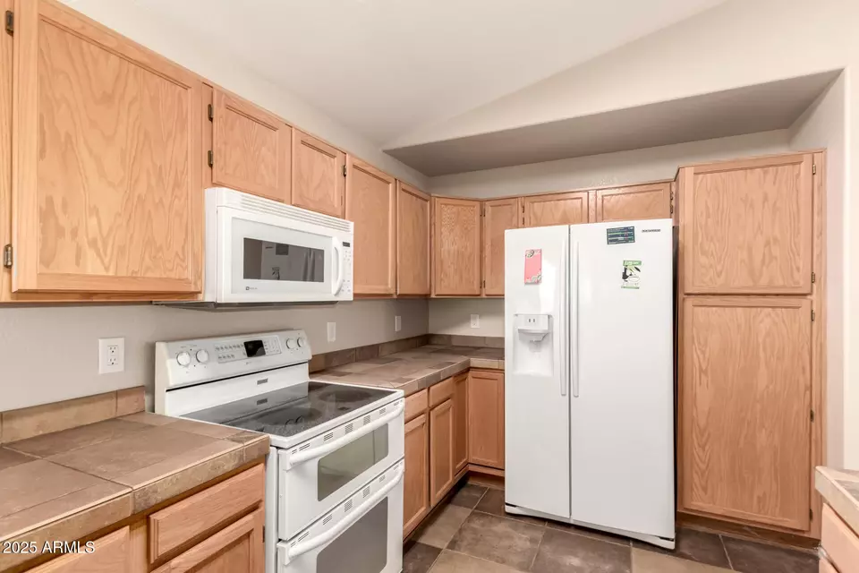 Kitchen - 8628 W Maui Ln, Peoria, AZ 85381 photo 3 of 3