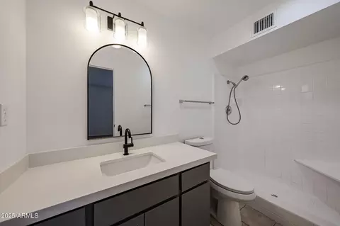 Bath - 6449 Ellis St, Mesa, AZ 85205 photo 2 of 2