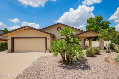 6420 W Beverly Ln, Glendale, AZ 85306