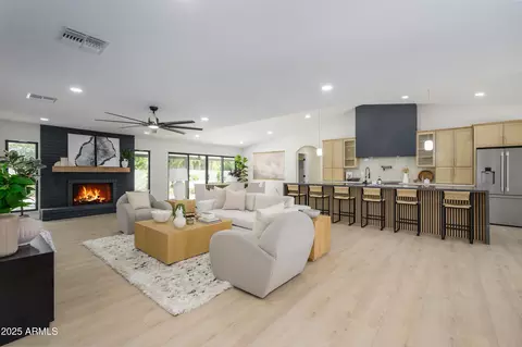 5937 E Corrine Dr, Scottsdale, AZ 85254