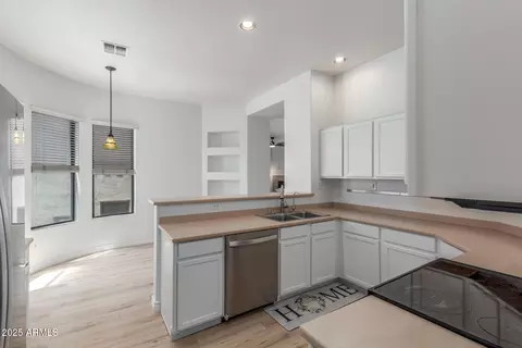 3131 E Legacy Dr #2113, Phoenix, AZ 85042 photo 13