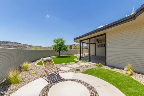 Exterior - 1545 E Christy Dr, Phoenix, AZ 85020 photo 2 of 10