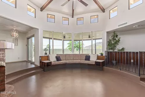 Living - 1545 E Christy Dr, Phoenix, AZ 85020 photo 3 of 4