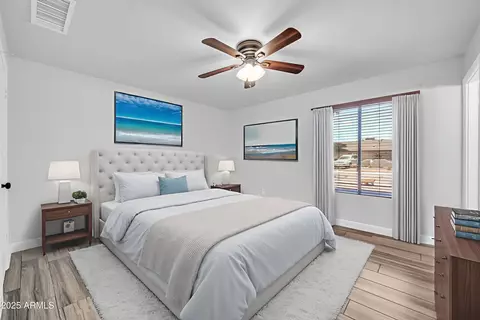 Bedroom - 6808 N 11th St, Phoenix, AZ 85014 photo 8 of 11