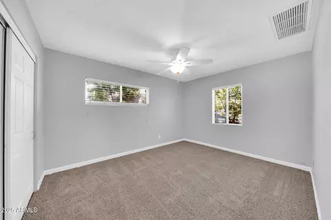 Bedroom - 6808 N 11th St, Phoenix, AZ 85014 photo 5 of 11