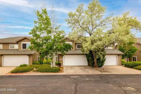 5540 Boulder Run Dr, Flagstaff, AZ 86004