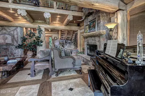 Living - 3006 E Posey Ct, Payson, AZ 85541 photo 4 of 4