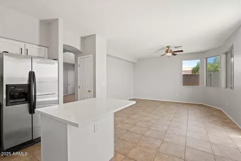 1453 E South Fork Dr, Phoenix, AZ 85048 photo 8