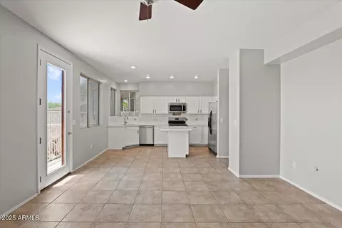 1453 E South Fork Dr, Phoenix, AZ 85048 photo 10