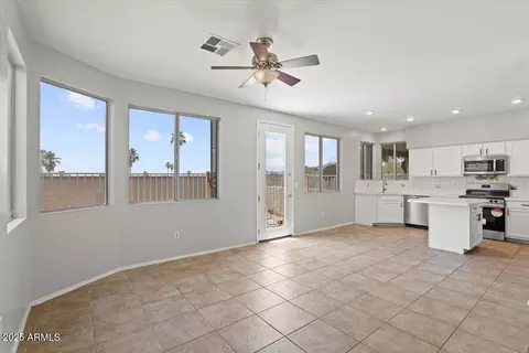 1453 E South Fork Dr, Phoenix, AZ 85048 photo 11