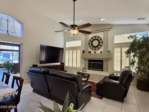 Living - 16242 S 12th Pl, Phoenix, AZ 85048 photo 4 of 6