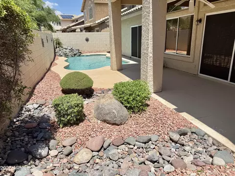 Exterior - 16242 S 12th Pl, Phoenix, AZ 85048 photo 3 of 5