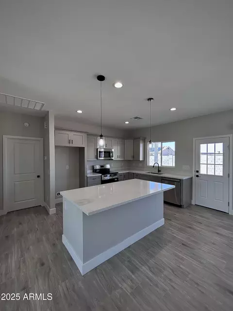 13575 S Silent Rd, Arizona City, AZ 85123