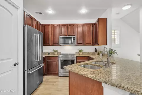 Kitchen - 4159 E Jasper Dr, Gilbert, AZ 85296 photo 1 of 1