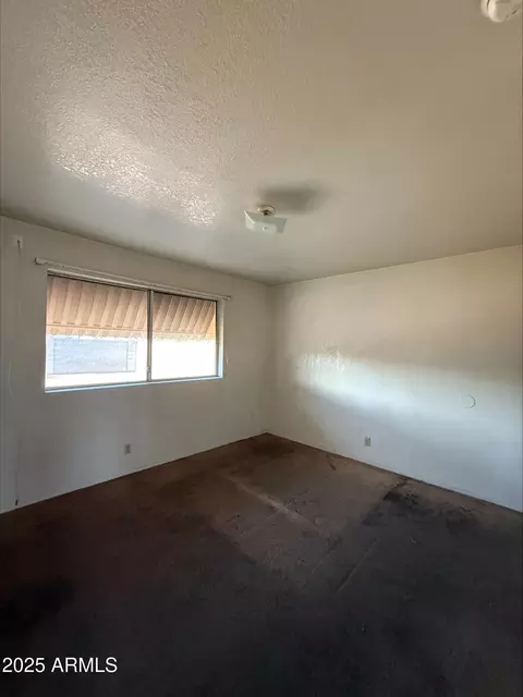 3441 W Windrose Dr, Phoenix, AZ 85029 photo 8