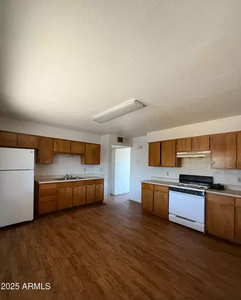 3441 W Windrose Dr, Phoenix, AZ 85029 photo 3
