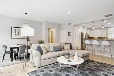 17850 N 68th St #2138, Phoenix, AZ 85054
