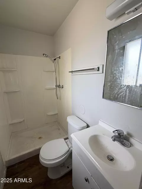 Bath - 11802 N 25th Ave, Phoenix, AZ 85029 photo 2 of 2