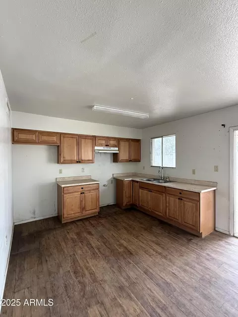 Kitchen - 11802 N 25th Ave, Phoenix, AZ 85029 photo 1 of 1