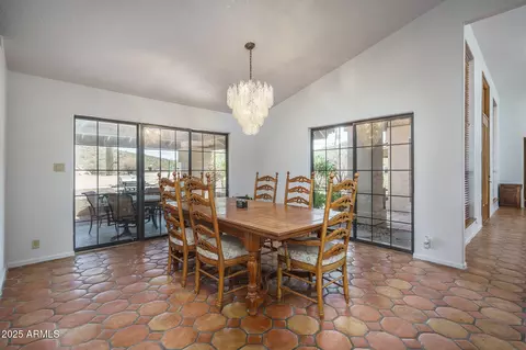 Dining - 15 E Briles Rd, Phoenix, AZ 85085 photo 1 of 4