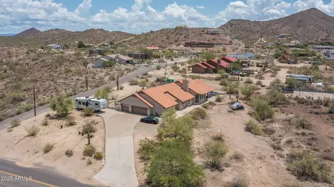 View/Area - 15 E Briles Rd, Phoenix, AZ 85085 photo 5 of 9