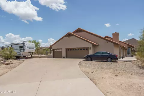 Exterior - 15 E Briles Rd, Phoenix, AZ 85085 photo 10 of 15