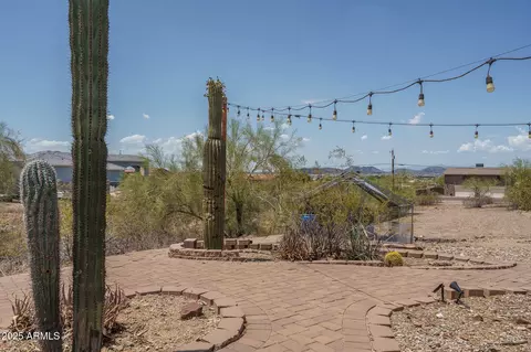 Exterior - 15 E Briles Rd, Phoenix, AZ 85085 photo 5 of 15