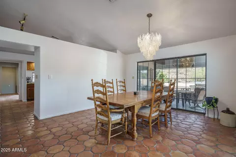 Dining - 15 E Briles Rd, Phoenix, AZ 85085 photo 2 of 4