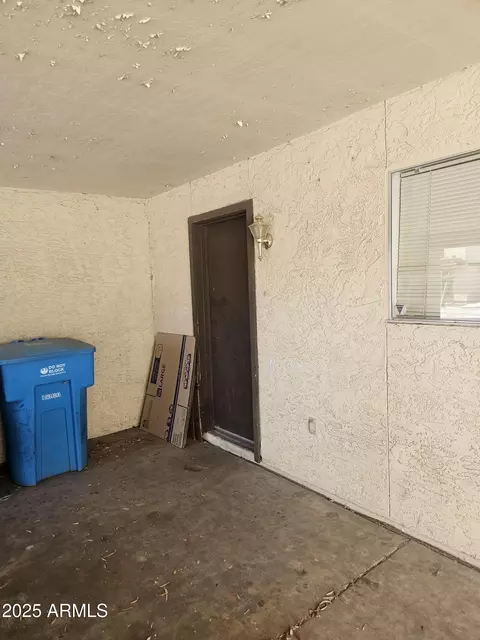 Exterior - 3807 W Mitchell Dr, Phoenix, AZ 85019 photo 4 of 4