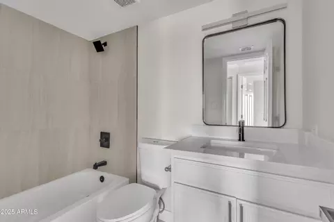 Bath - 4714 E Broadway Rd, Phoenix, AZ 85040 photo 1 of 2