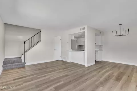 4714 E Broadway Rd, Phoenix, AZ 85040