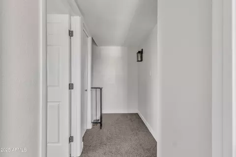 Entry Way - 4714 E Broadway Rd, Phoenix, AZ 85040 photo 3 of 4