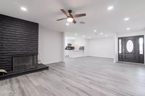 Living - 4116 W Marshall Ave, Phoenix, AZ 85019 photo 3 of 7