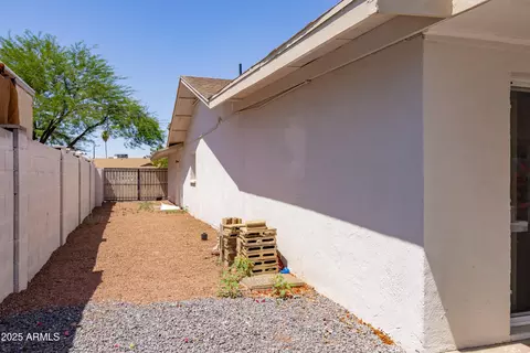 Exterior - 4116 W Marshall Ave, Phoenix, AZ 85019 photo 5 of 8