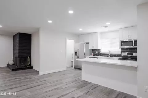 Other - 4116 W Marshall Ave, Phoenix, AZ 85019 photo 4 of 10