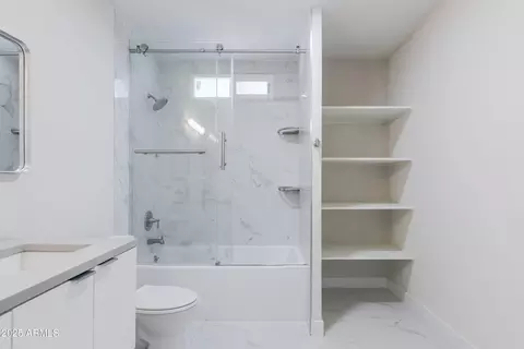 Bath - 4116 W Marshall Ave, Phoenix, AZ 85019 photo 6 of 6
