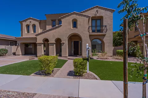 Exterior - 4120 E Woodside Way, Gilbert, AZ 85297 photo 6 of 15