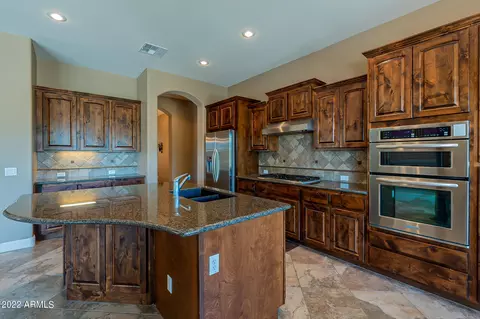 Kitchen - 4120 E Woodside Way, Gilbert, AZ 85297 photo 3 of 3