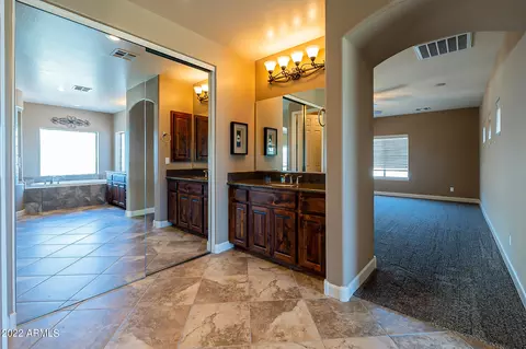 Entry Way - 4120 E Woodside Way, Gilbert, AZ 85297 photo 4 of 6