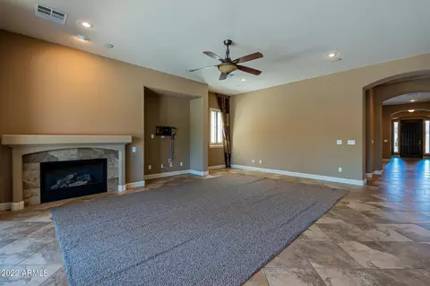 Living - 4120 E Woodside Way, Gilbert, AZ 85297 photo 1 of 6