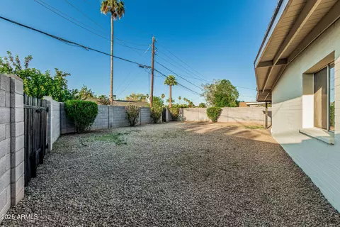 Exterior - 1258 E Campus Dr, Tempe, AZ 85282 photo 12 of 12