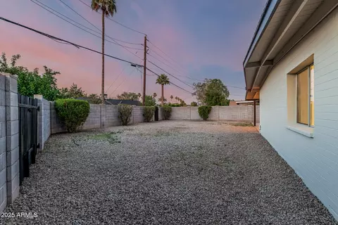 Exterior - 1258 E Campus Dr, Tempe, AZ 85282 photo 7 of 12